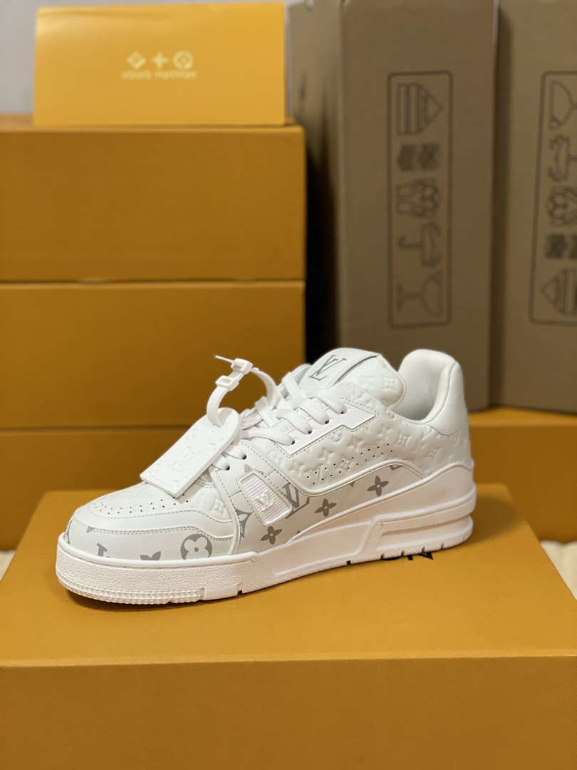 Louis Vuitton 1AC58D Women Men's  LV Trainer Sneaker M601028