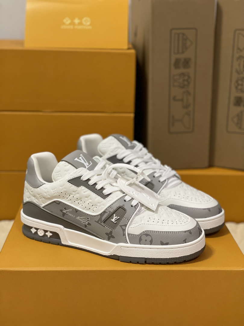 Louis Vuitton 1AC58D Women Men's  LV Trainer Sneaker M601030