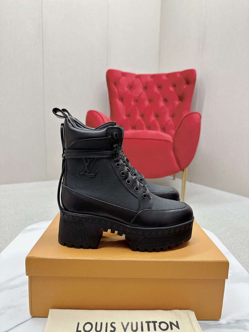 Louis Vuitton 1AC7RU Women's Laureate Platform Desert Boot L62355