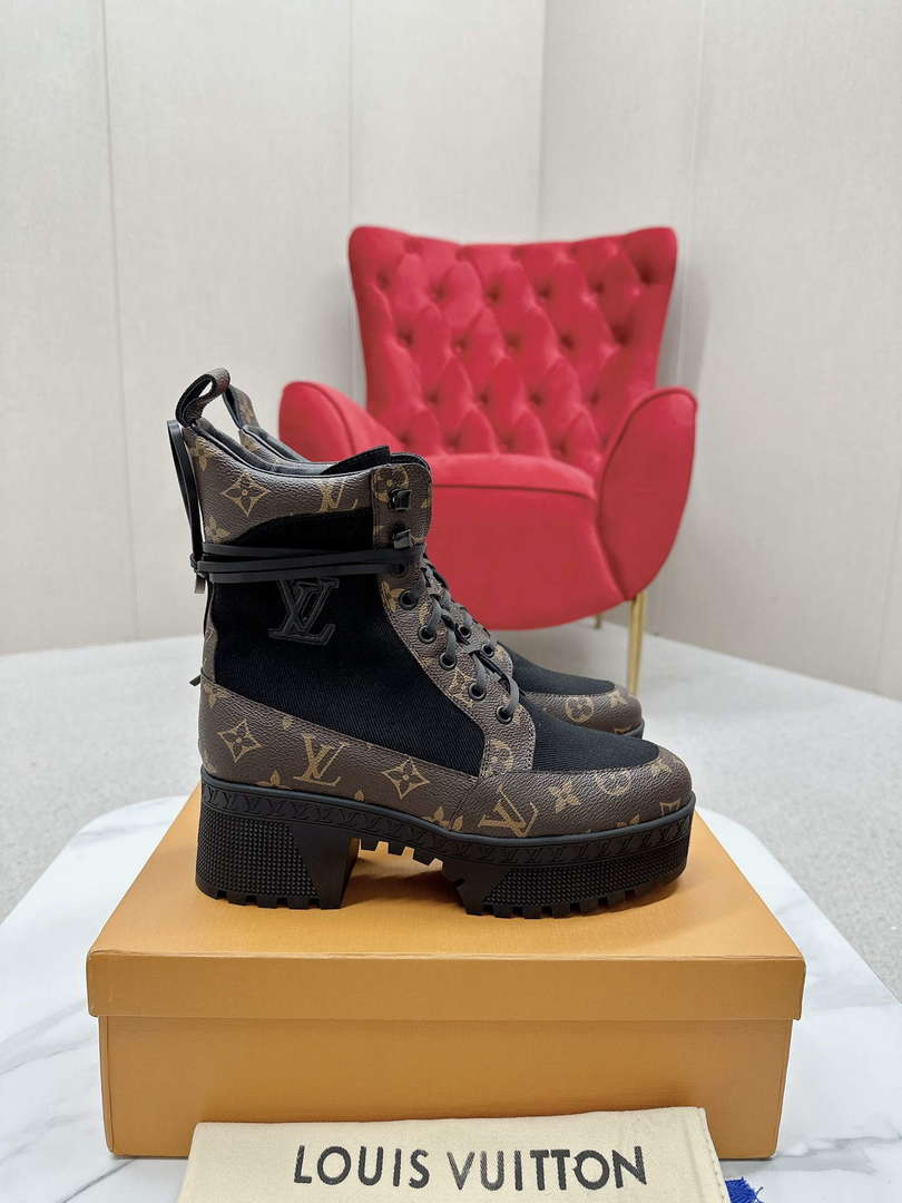 Louis Vuitton 1AC7RU Women's Laureate Platform Desert Boot L62356