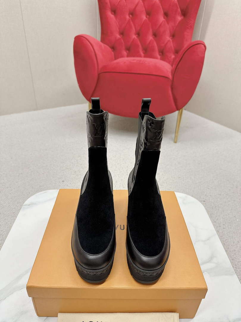 Louis Vuitton 1AC7W0 Women's Laureate Platform Chelsea Boot L62360