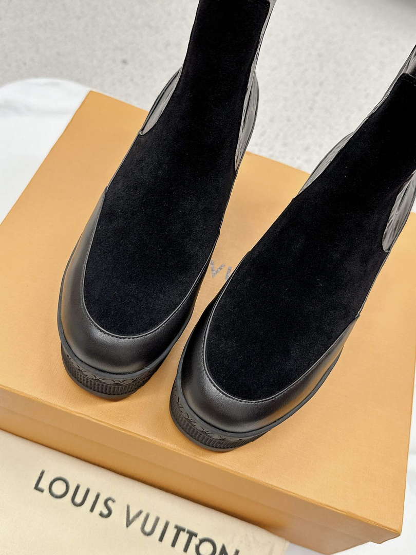 Louis Vuitton 1AC7W0 Women's Laureate Platform Chelsea Boot L62360