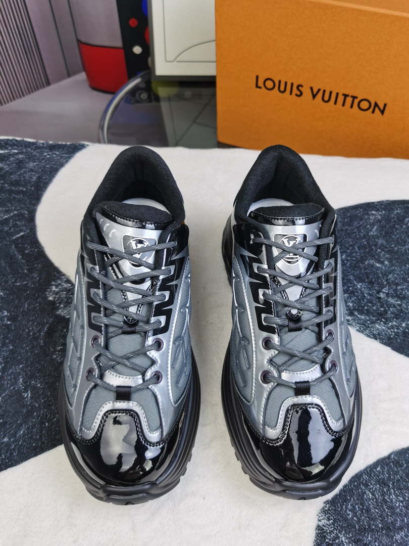 Louis Vuitton 1ACEBQ Men Women's LV Discovery Lace Up L62404