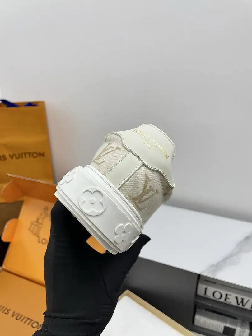 Louis Vuitton 1ACUIN LV Stadium Sneaker Shoes L66383
