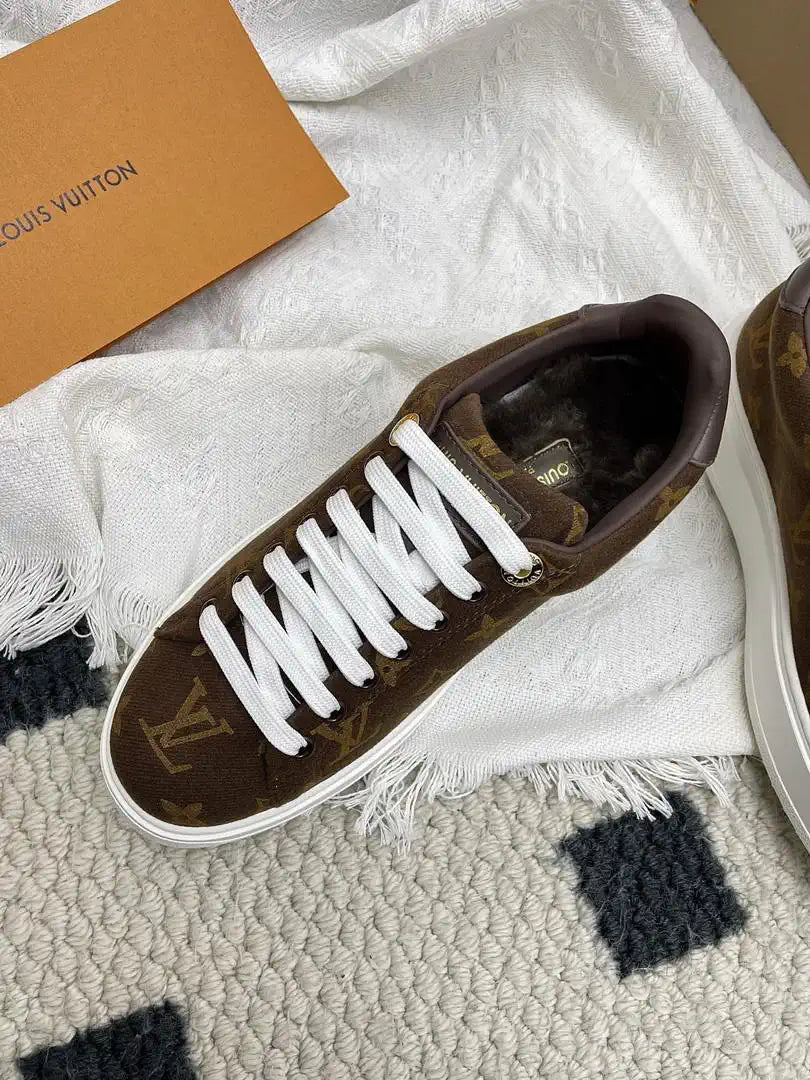 Louis Vuitton 1ACUIN LV Stadium Sneaker Shoes L66384