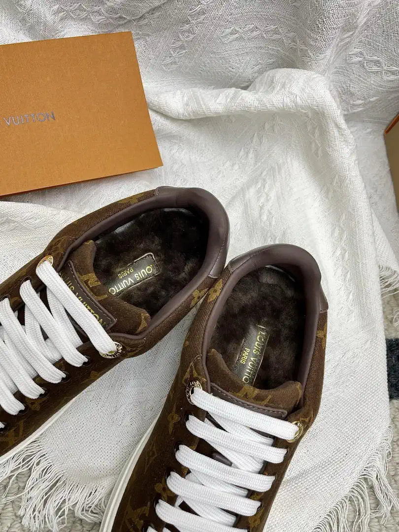 Louis Vuitton 1ACUIN LV Stadium Sneaker Shoes L66384