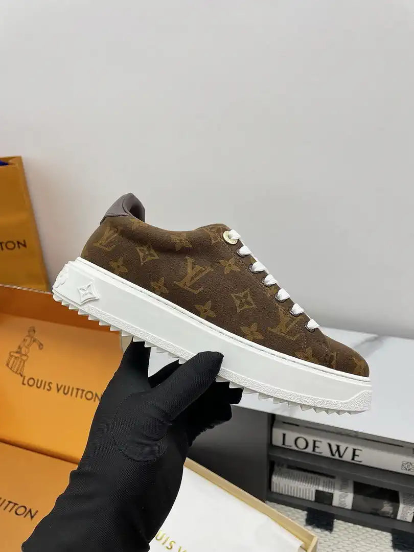 Louis Vuitton 1ACUIN LV Stadium Sneaker Shoes L66384