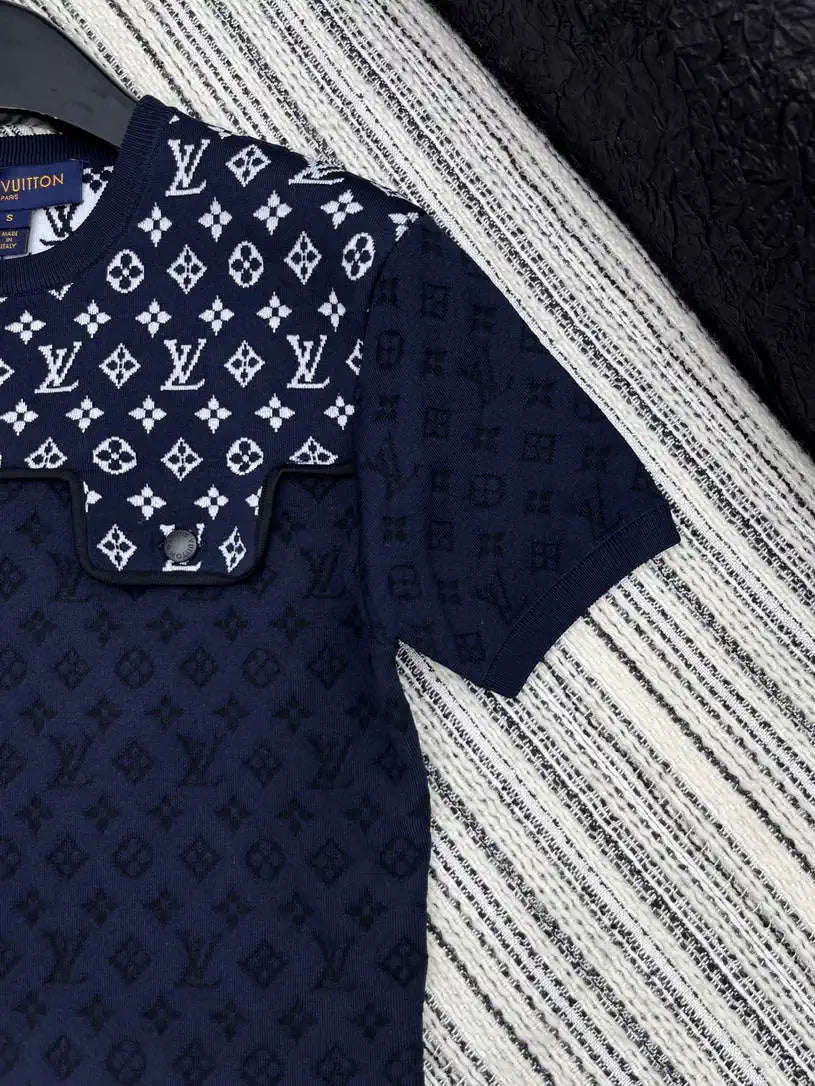 Louis Vuitton 1AIG26 Women Short-sleeved patchwork sweater L66493