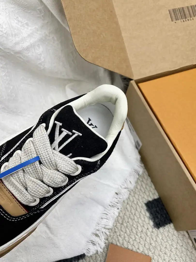 Louis Vuitton  1AJ742 LV Tilted Sneaker Shoes L66338