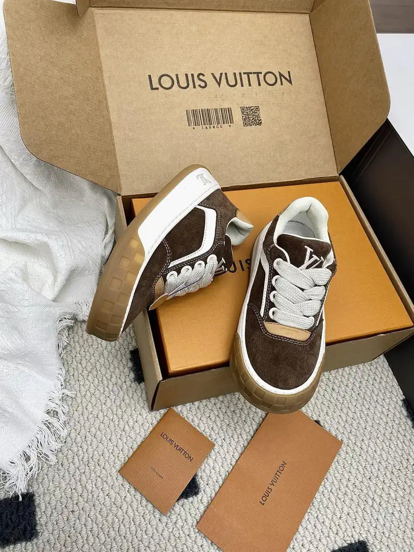 Louis Vuitton  1AJ742 LV Tilted Sneaker Shoes L66339