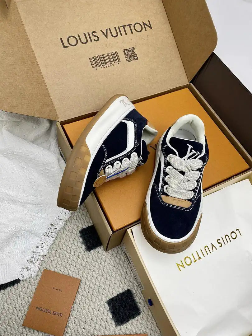 Louis Vuitton  1AJ742 LV Tilted Sneaker Shoes L66340