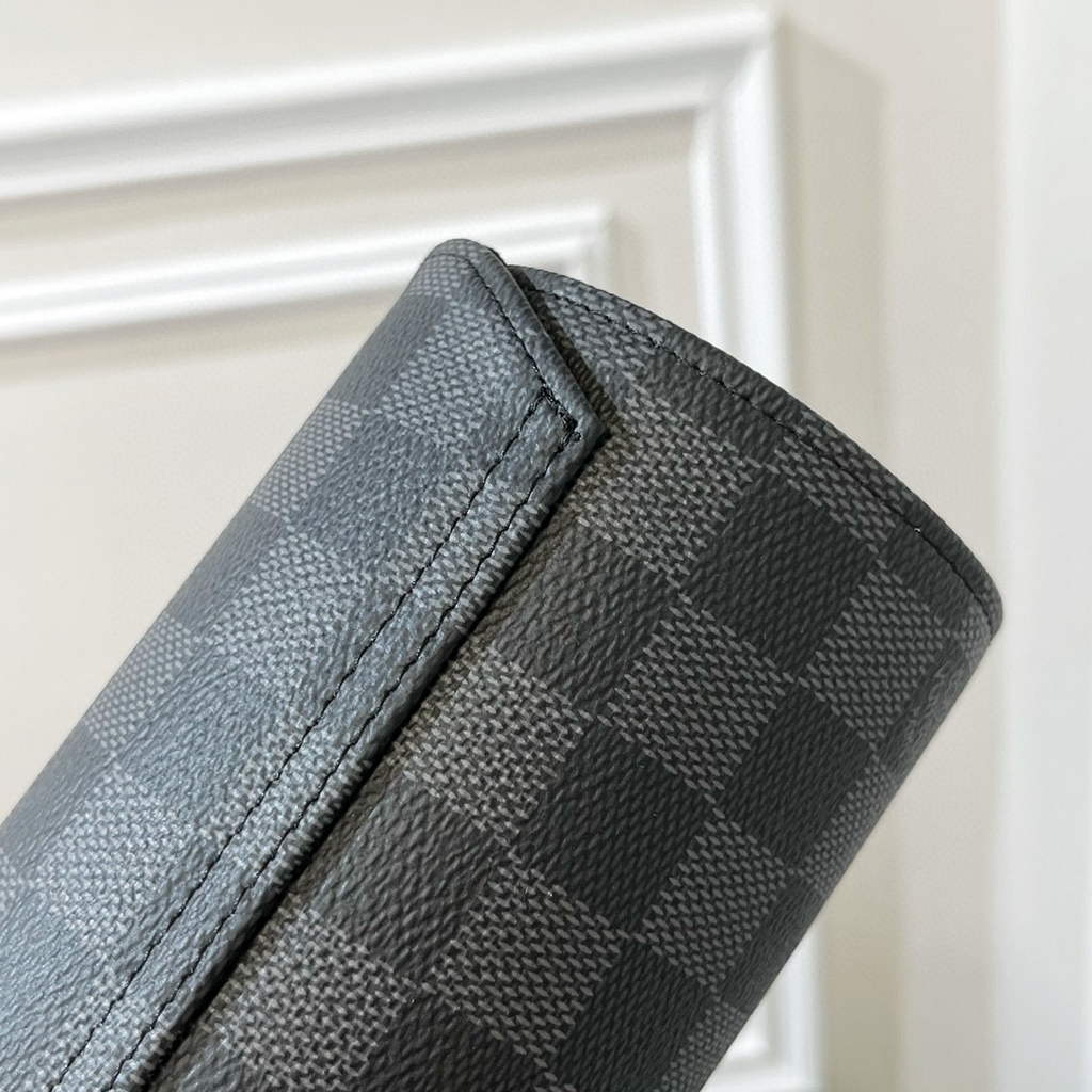 Louis Vuitton 3 Watch Case Damier Graphite Canvas N41137