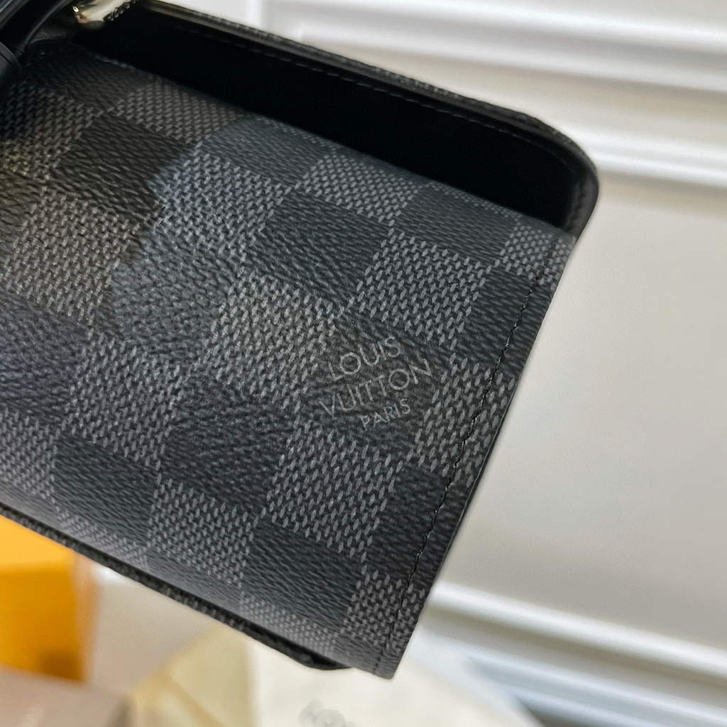 Louis Vuitton 3 Watch Case Damier Graphite Canvas N41137