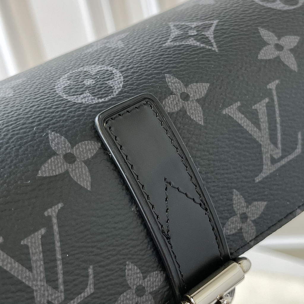 Louis Vuitton 3 Watch Case Monogram Eclipse Canvas M43385