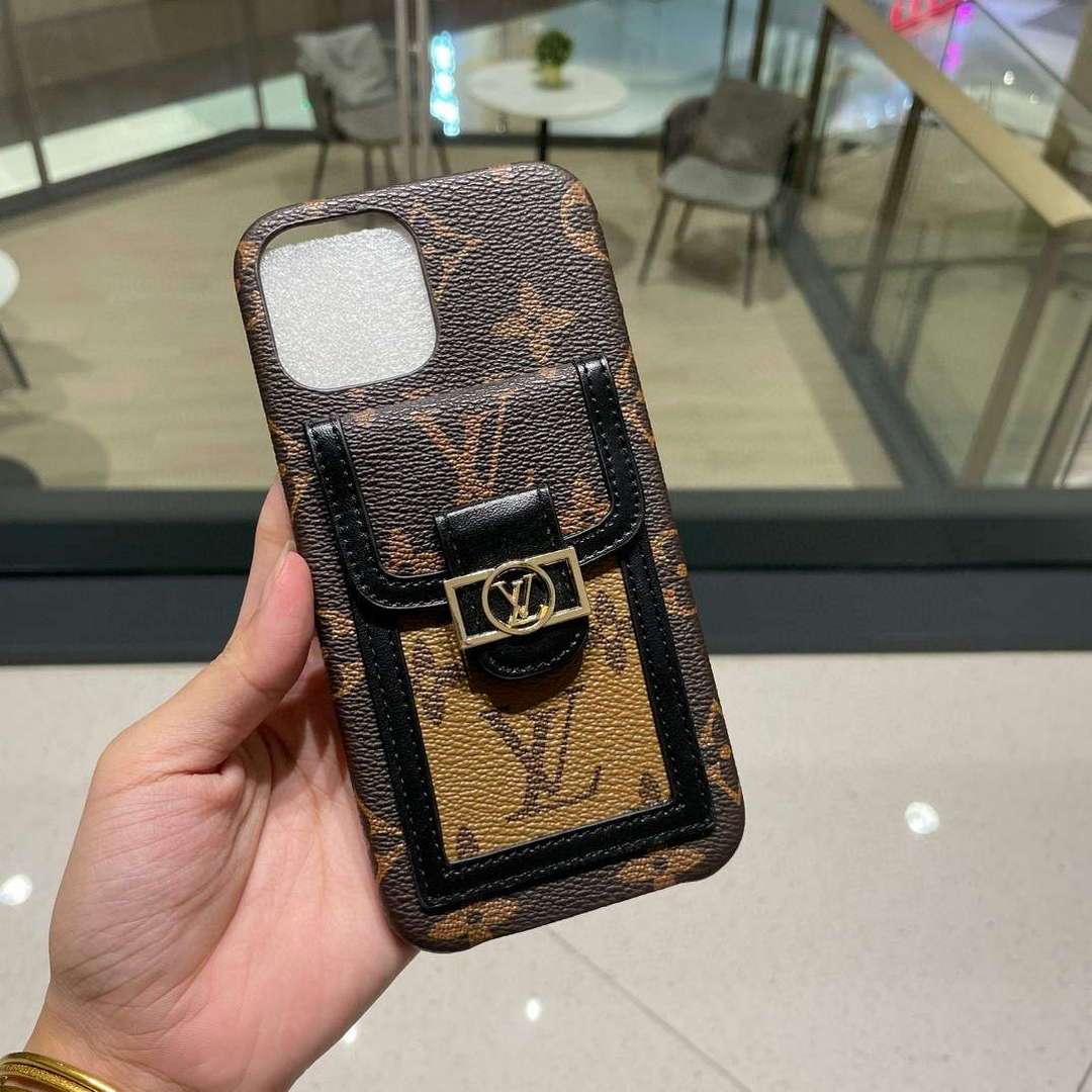Louis Vuitton Apple Iphone Leather Premium Deluxe Phone Case L20128