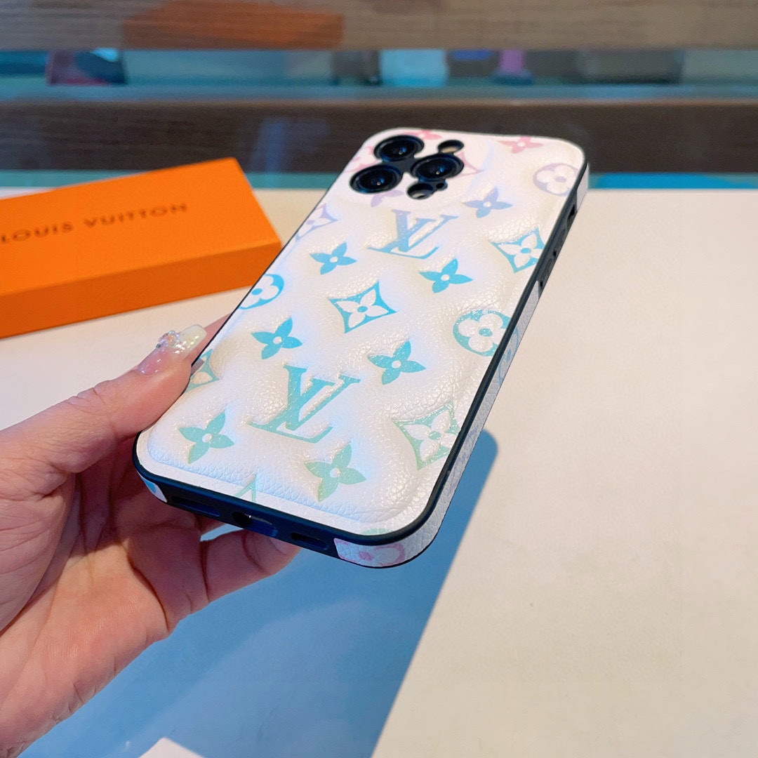 Louis Vuitton Apple Iphone Leather Premium Deluxe Phone Case L20133