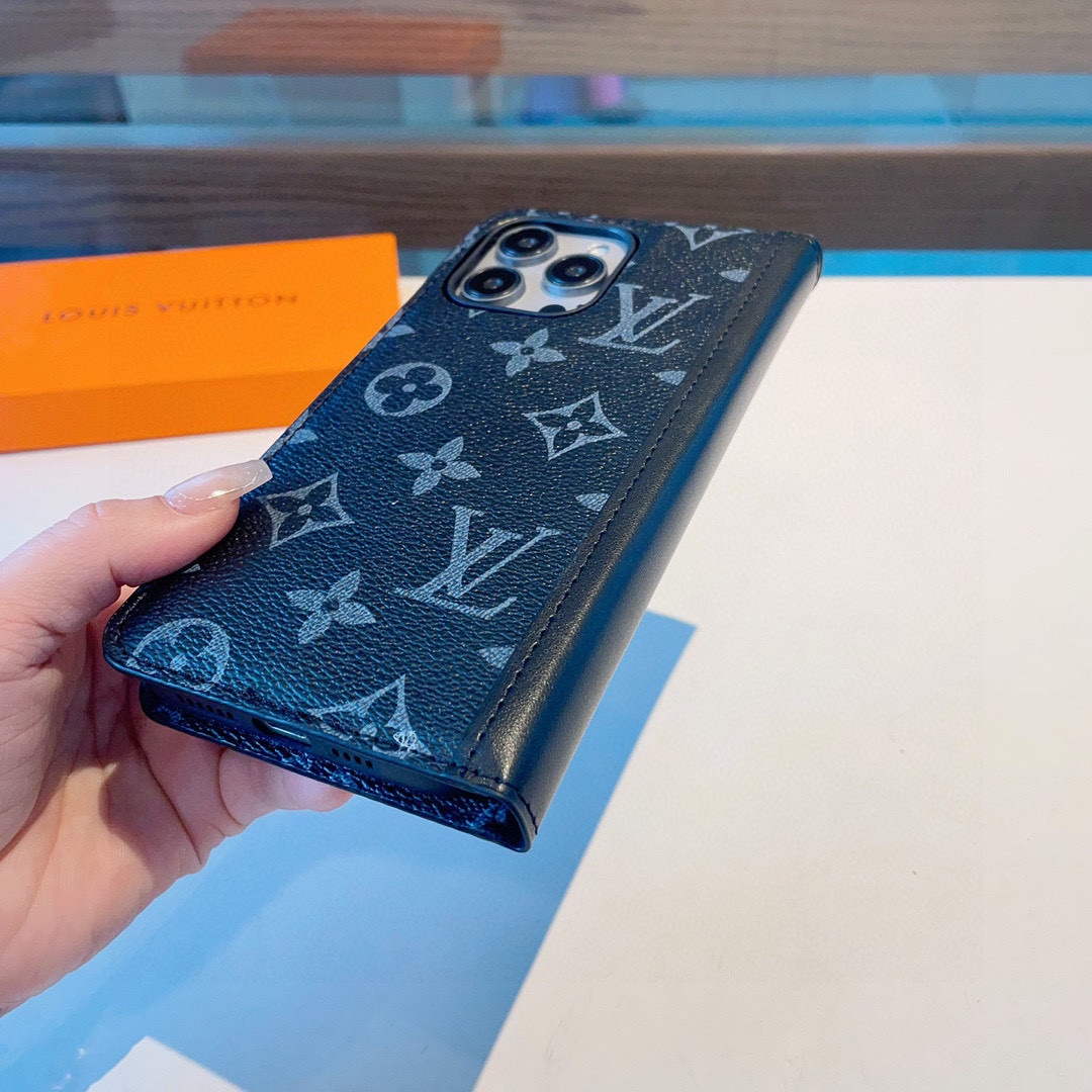 Louis Vuitton Apple Iphone Leather Premium Deluxe Phone Case L20137