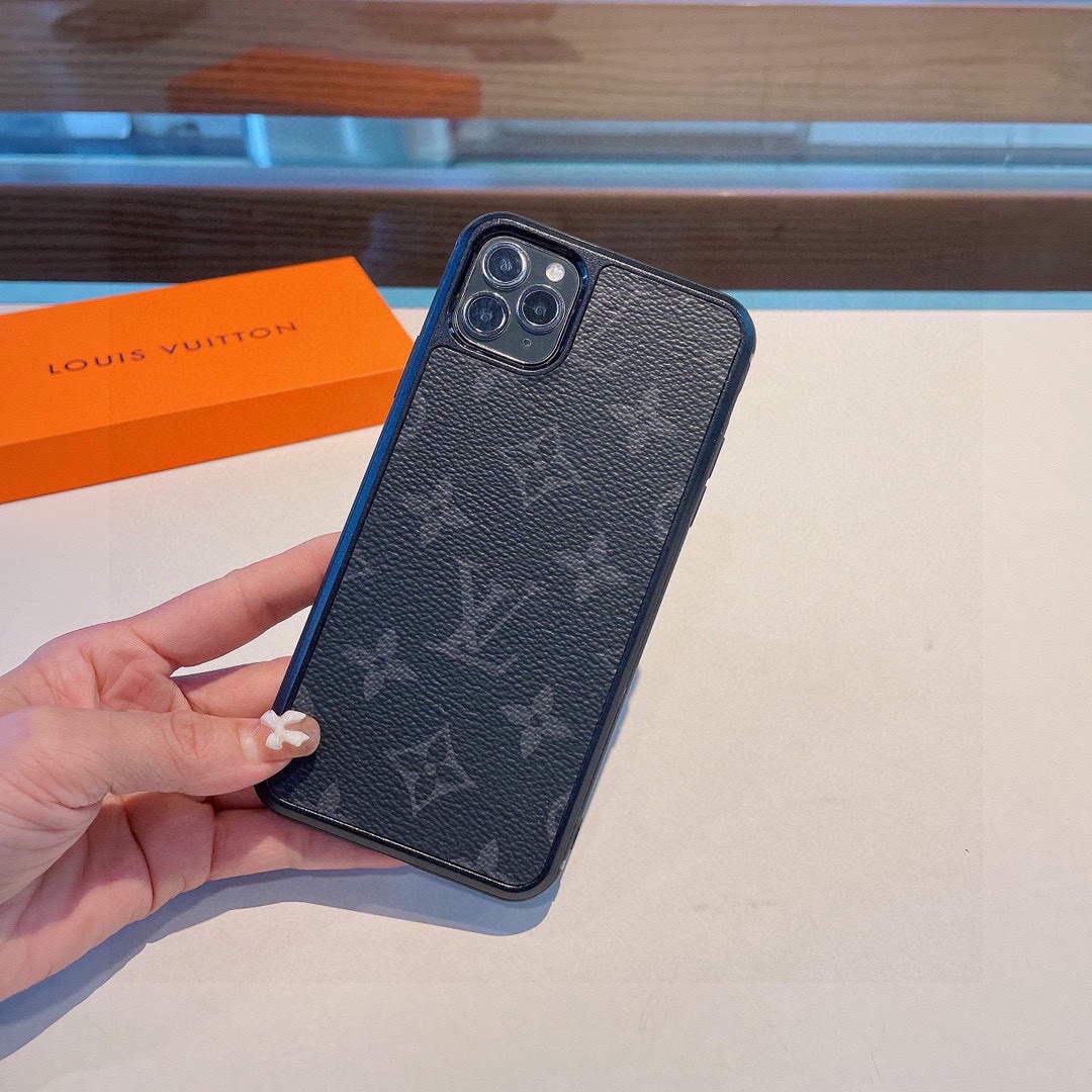 Louis Vuitton Apple Iphone Leather Premium Deluxe Phone Case L20144