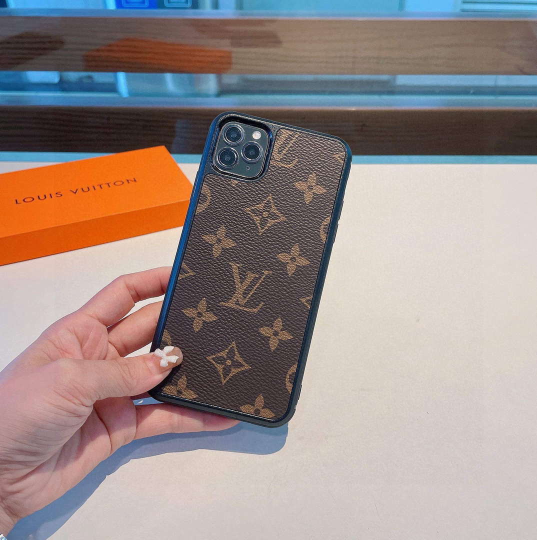 Louis Vuitton Apple Iphone Leather Premium Deluxe Phone Case L20145