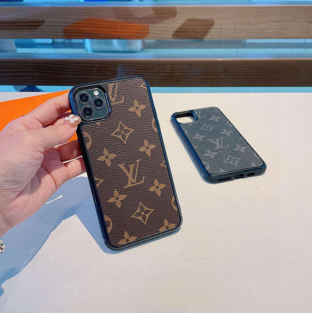 Louis Vuitton Apple Iphone Leather Premium Deluxe Phone Case L20145 - iPhone15pro max £¨6.7£© - View 4