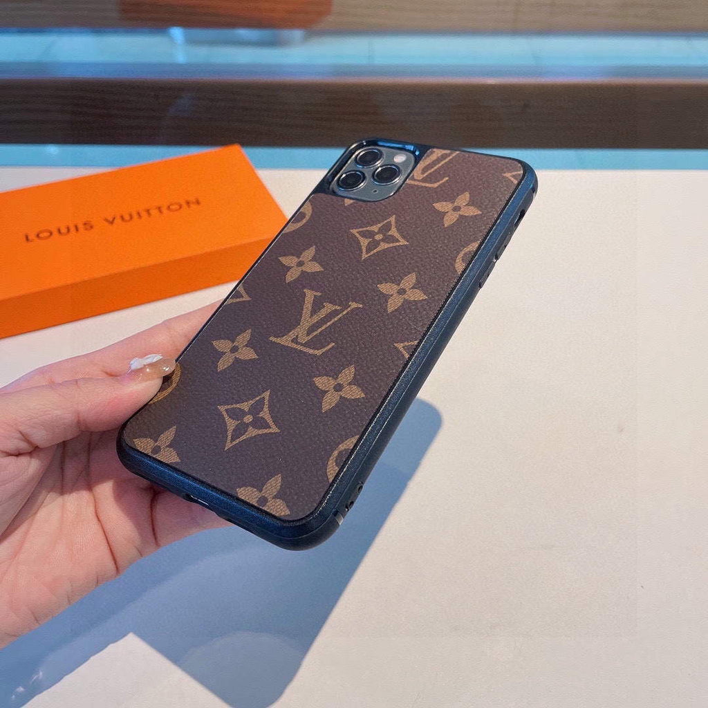 Louis Vuitton Apple Iphone Leather Premium Deluxe Phone Case L20145