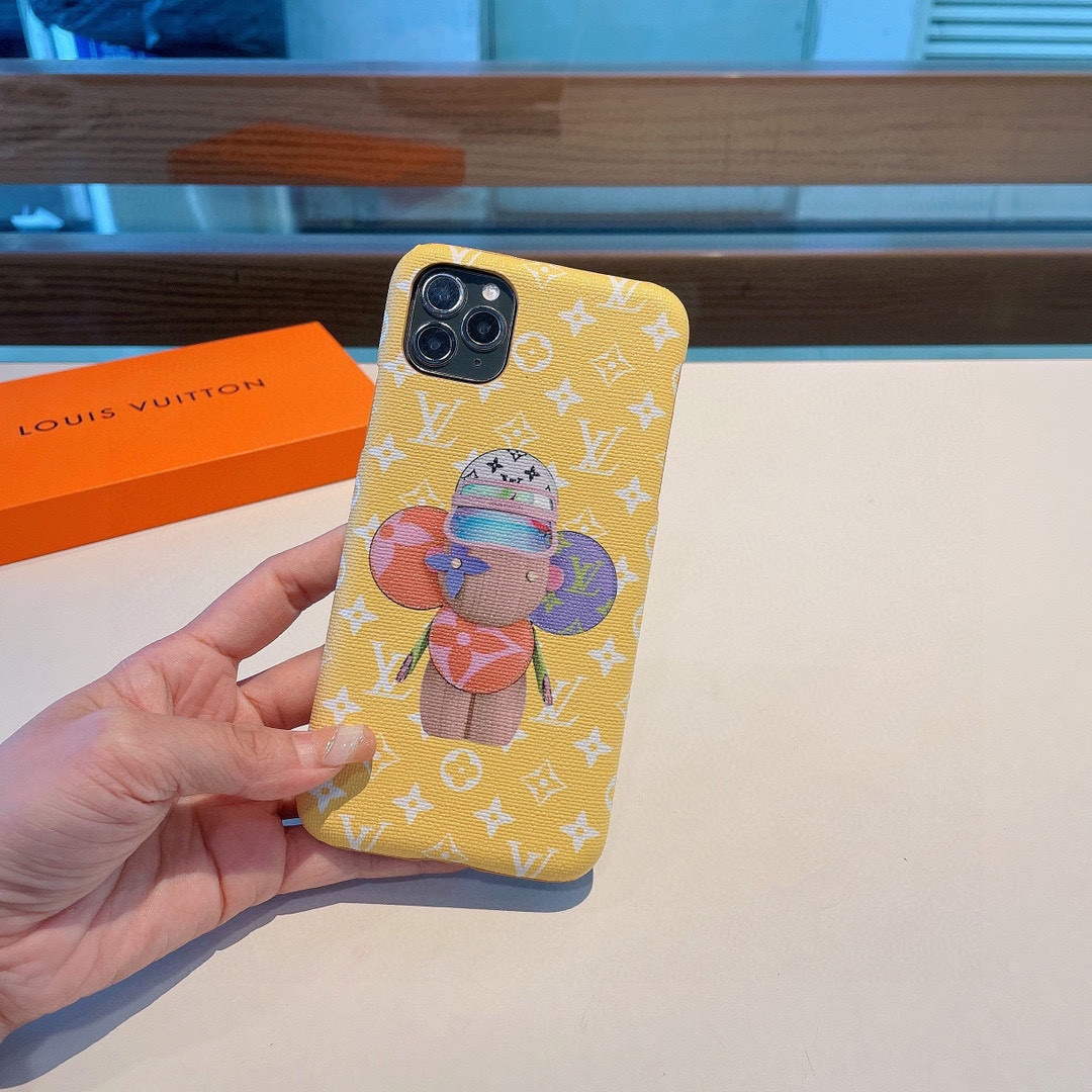 Louis Vuitton Apple Iphone Leather Premium Deluxe Phone Case L20147 - iPhone15pro max £¨6.7£© - View 1