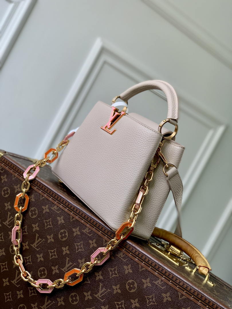 Louis Vuitton  LV M24683 Capucines BB Bag Pink