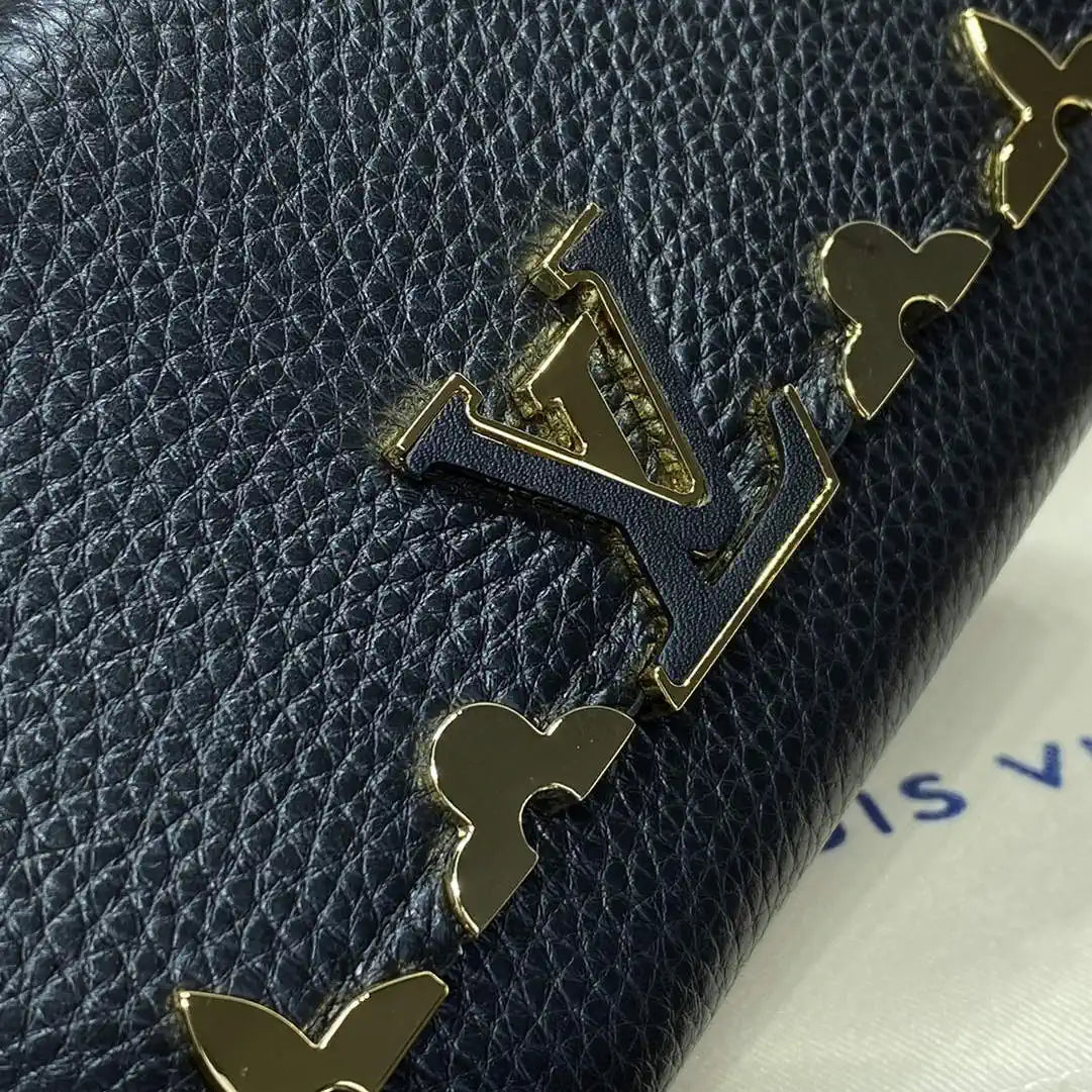 Louis Vuitton Capucines Compact Wallet LV M82764 Black