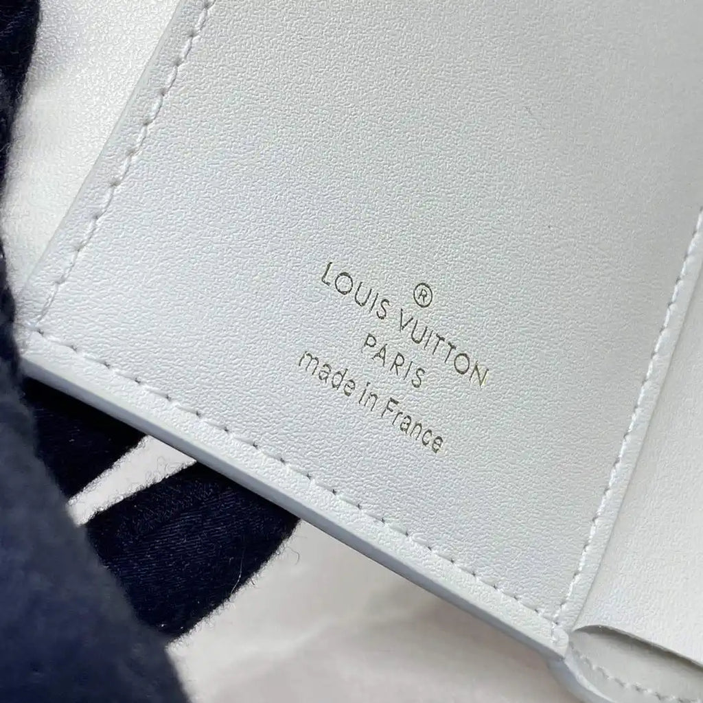 Louis Vuitton Capucines Compact Wallet LV M82835 White