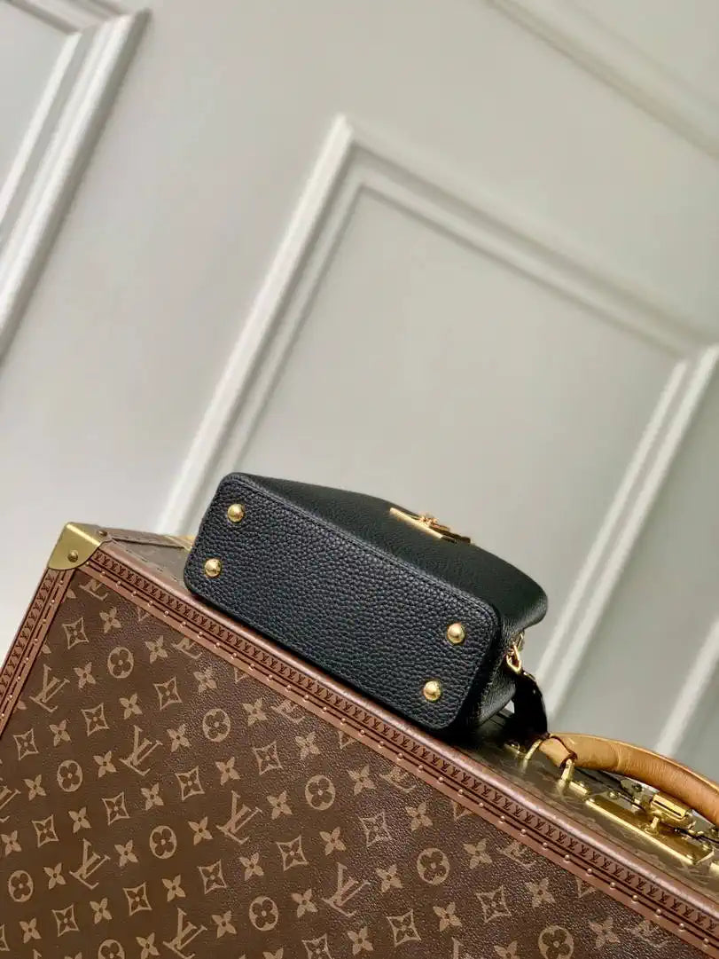 Louis Vuitton Capucines Mini Handbag LV M14976 Black