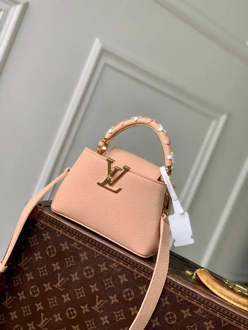 Louis Vuitton Capucines Mini Handbag LV M14976 Nude Pink