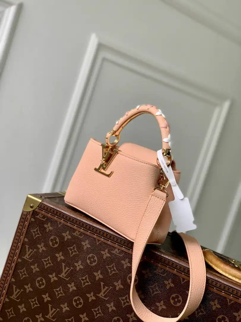 Louis Vuitton Capucines Mini Handbag LV M14976 Nude Pink