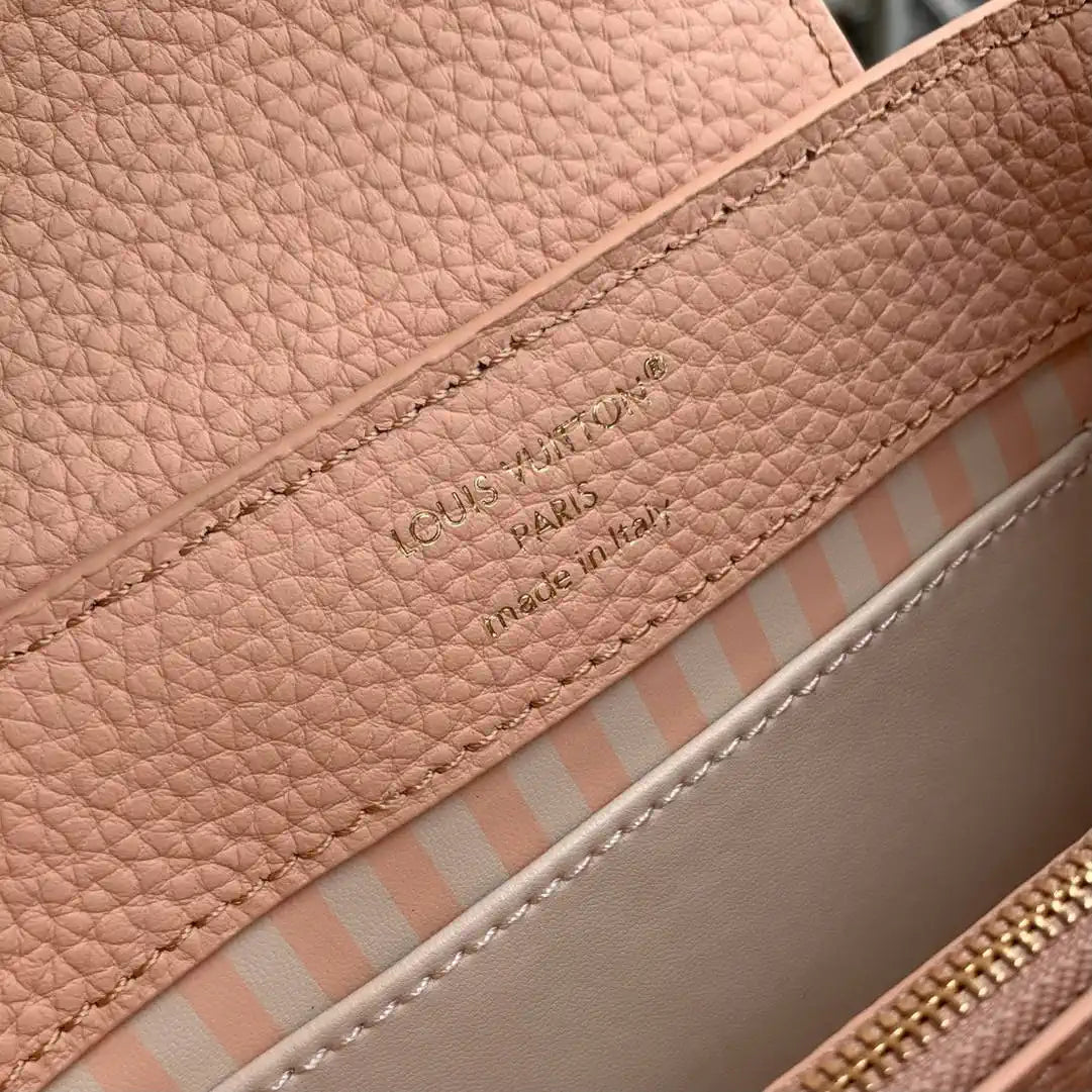 Louis Vuitton Capucines Mini Handbag LV M14976 Nude Pink