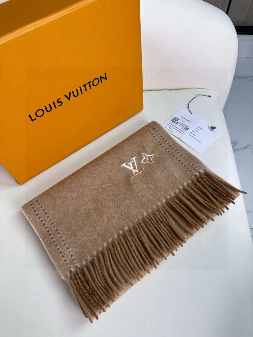 Louis Vuitton Classic Cashmere Scarf Scarf L60350