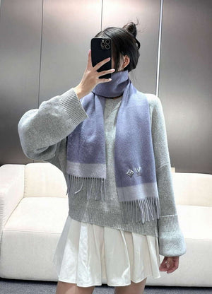 Louis Vuitton Classic Cashmere Scarf Scarf L60355 - Default Title - View 2