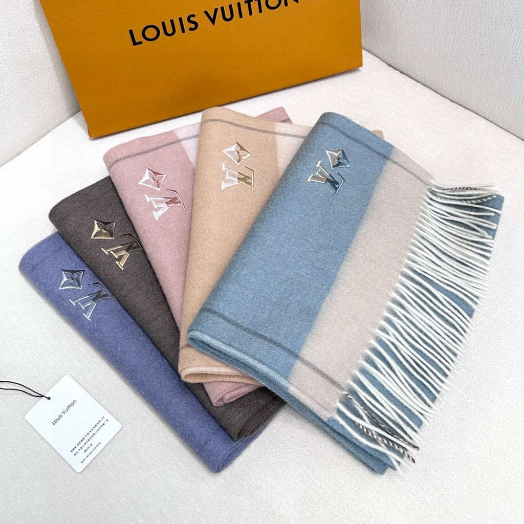 Louis Vuitton Classic Cashmere Scarf Scarf L60355