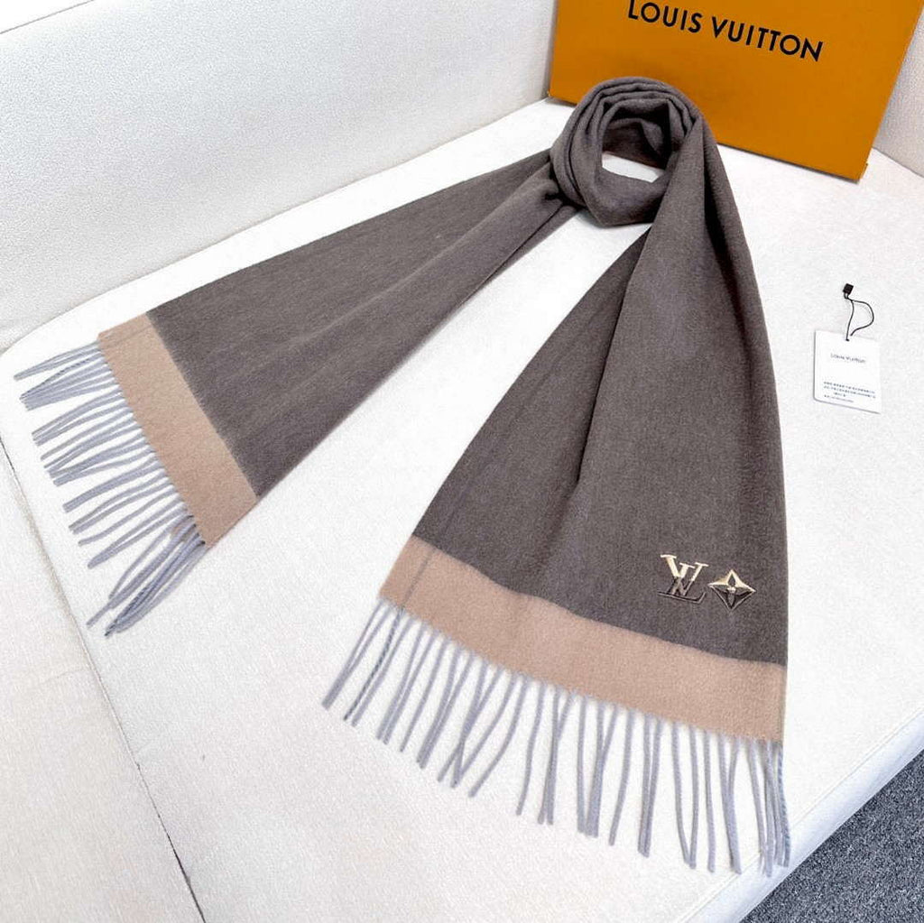 Louis Vuitton Classic Cashmere Scarf Scarf L60356
