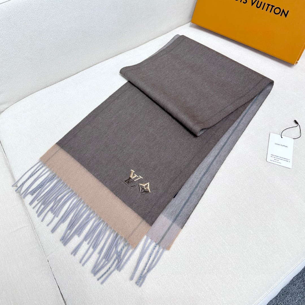 Louis Vuitton Classic Cashmere Scarf Scarf L60356