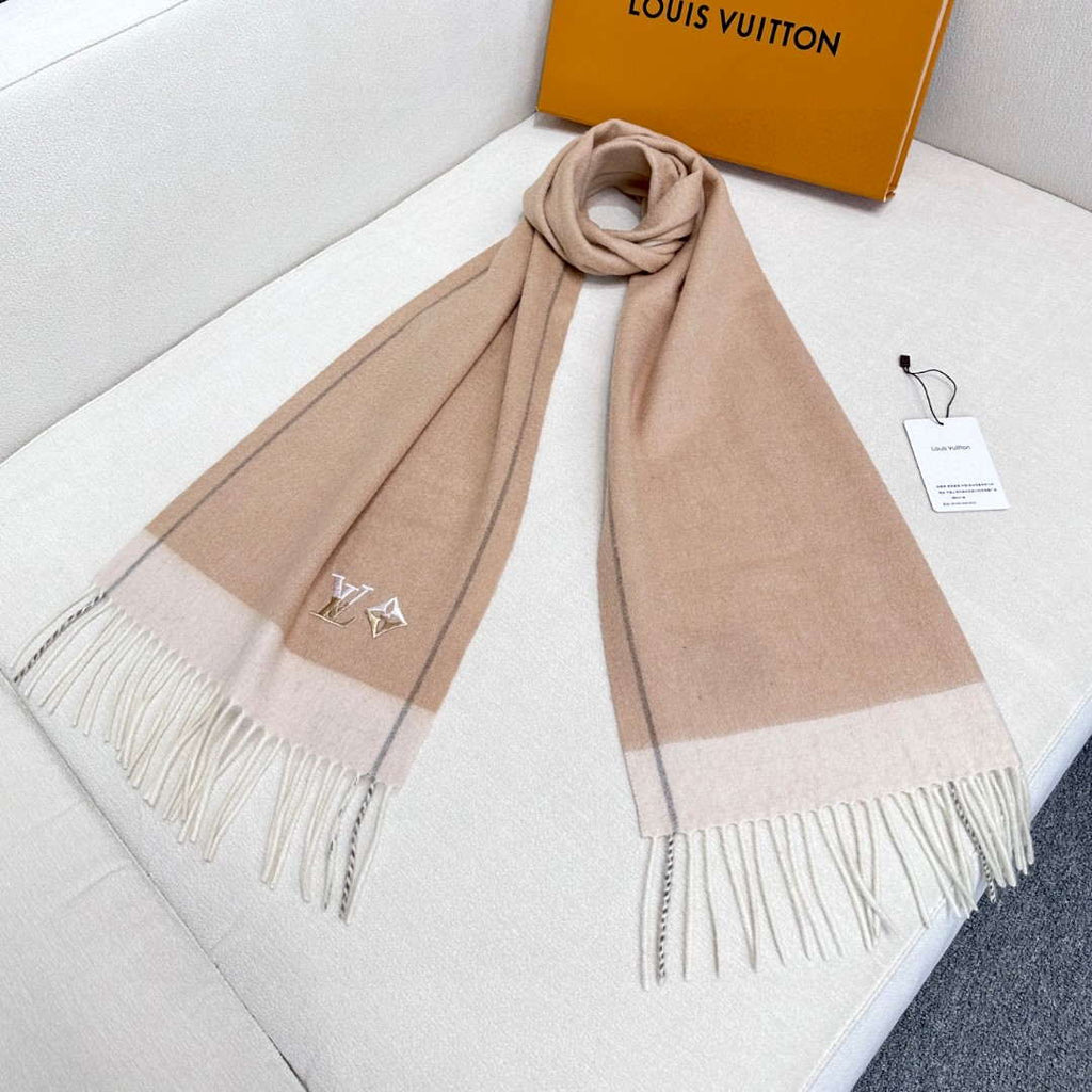 Louis Vuitton Classic Cashmere Scarf Scarf L60358