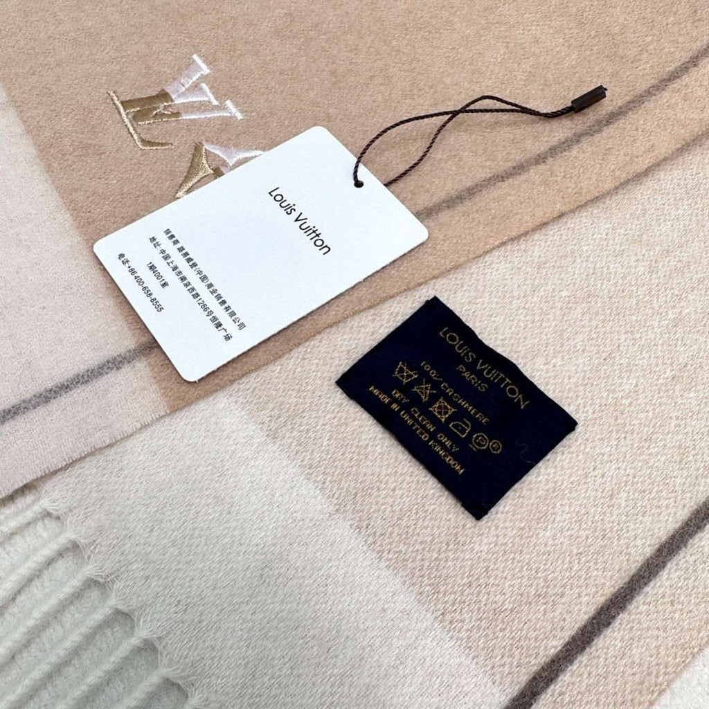 Louis Vuitton Classic Cashmere Scarf Scarf L60358