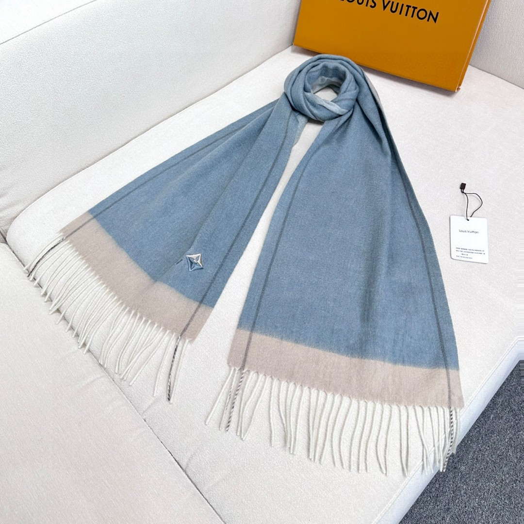 Louis Vuitton Classic Cashmere Scarf Scarf L60359