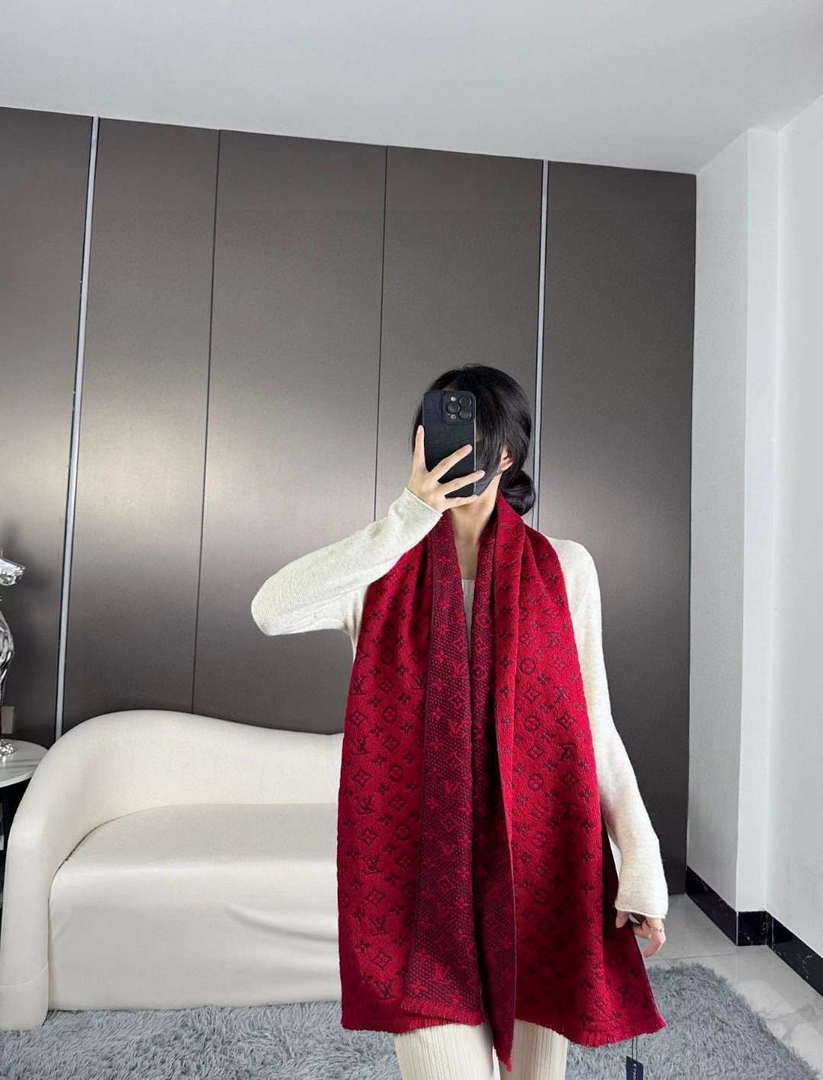 Louis Vuitton Classic Cashmere Scarf Scarf L60360