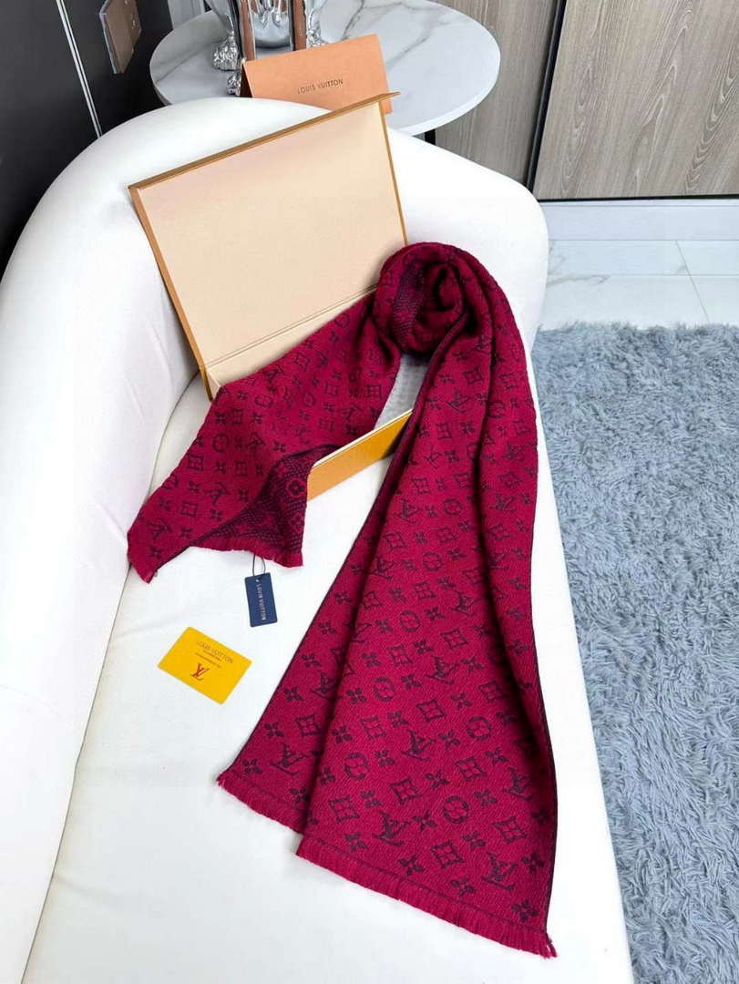 Louis Vuitton Classic Cashmere Scarf Scarf L60360
