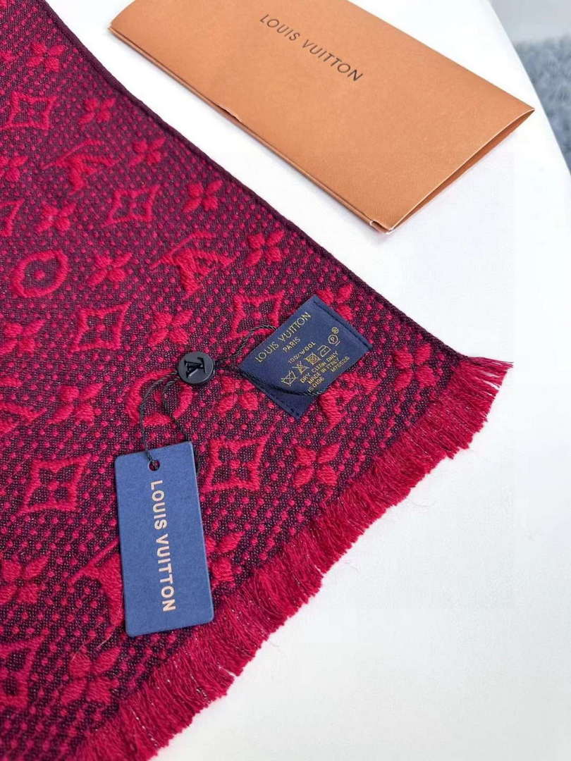 Louis Vuitton Classic Cashmere Scarf Scarf L60360