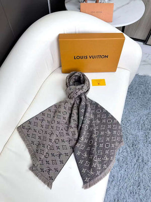 Louis Vuitton Classic Cashmere Scarf L60362 - Default Title - View 7