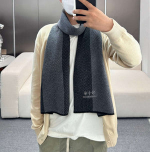 Louis Vuitton Classic Plaid Jacquard Cashmere Scarf L60379 - Default Title - View 1