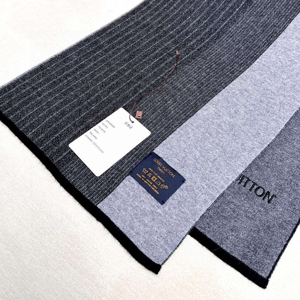 Louis Vuitton Classic Plaid Jacquard Cashmere Scarf L60381