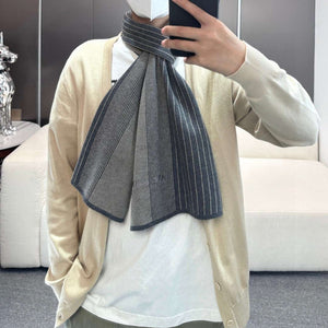 Louis Vuitton Classic Plaid Jacquard Cashmere Scarf L60382 - Default Title - View 2