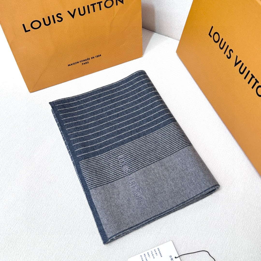 Louis Vuitton Classic Plaid Jacquard Cashmere Scarf L60382