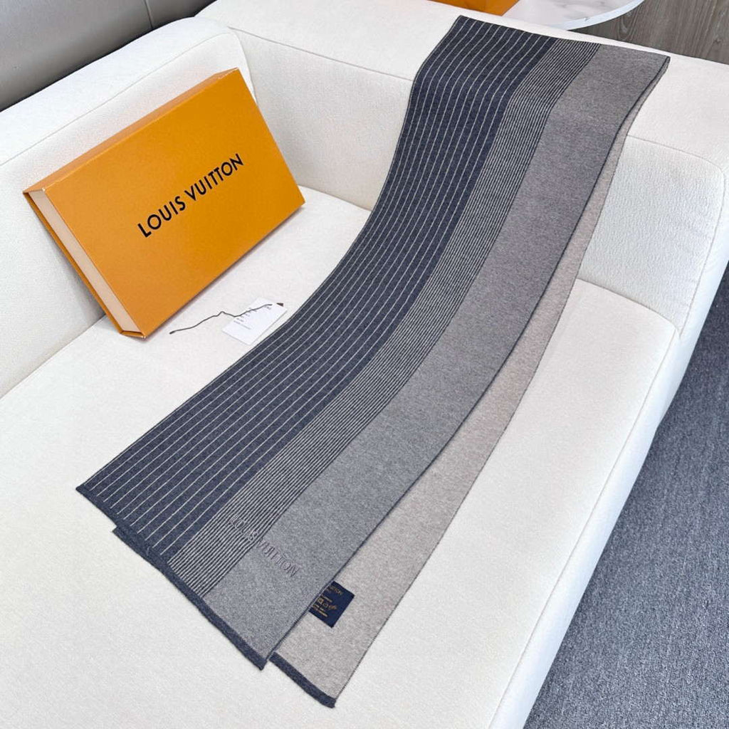 Louis Vuitton Classic Plaid Jacquard Cashmere Scarf L60382